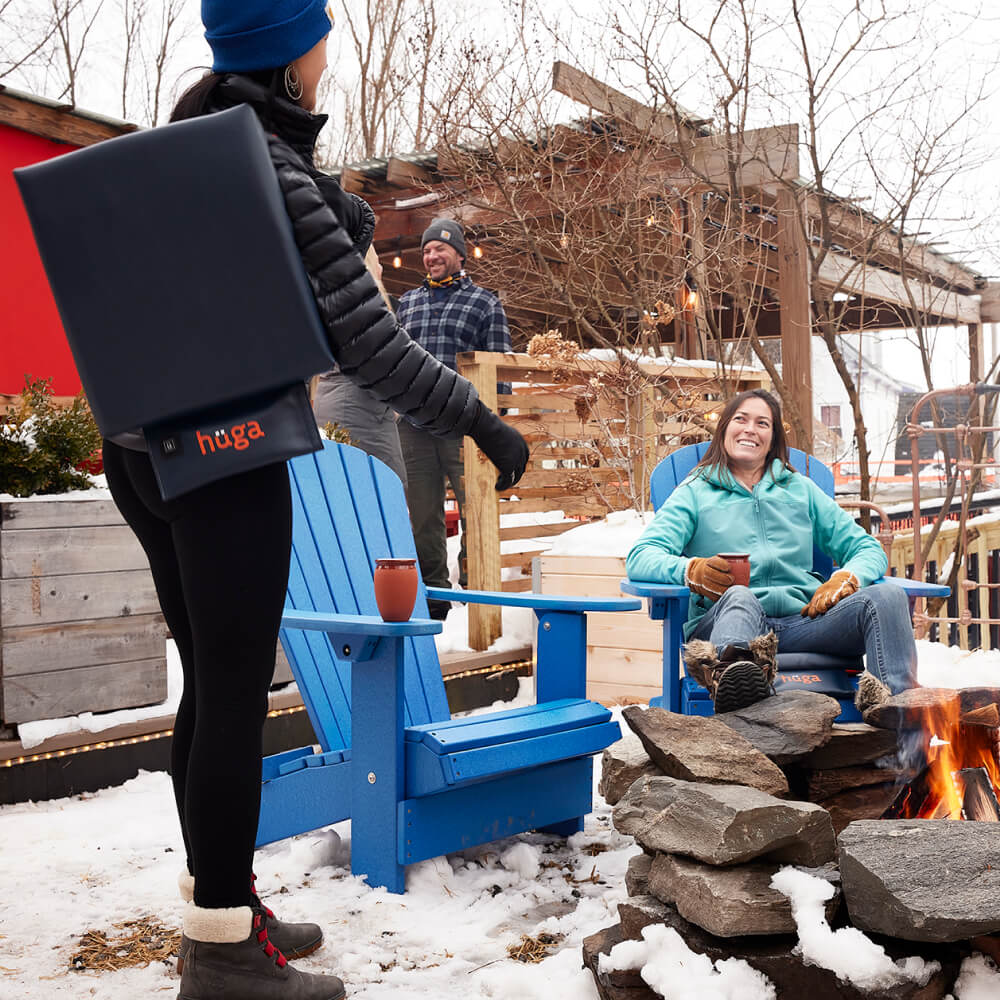 USMade Hüga Heated Cushions in Anchor Grey Vinyl/White Logo