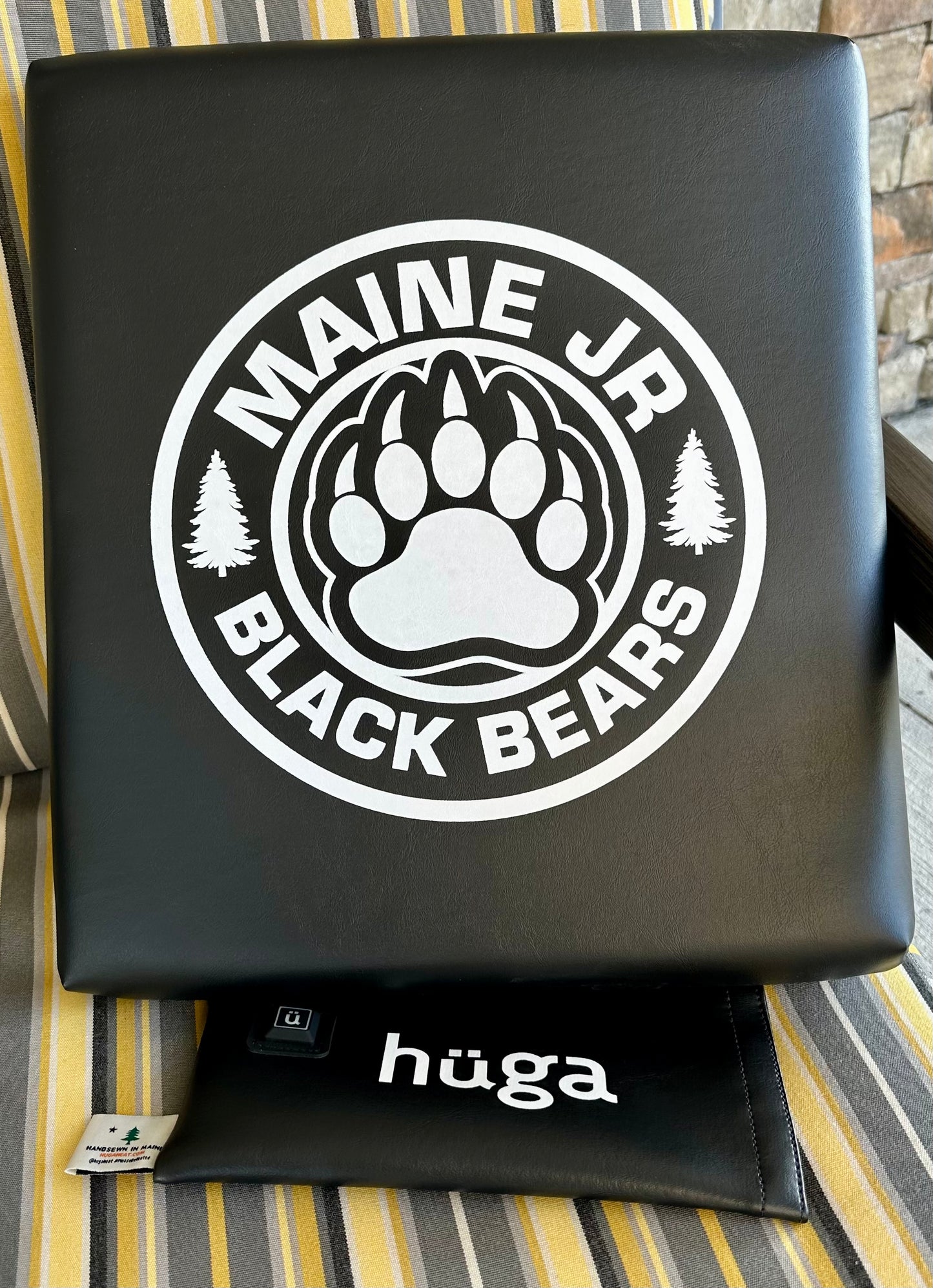 Jr. Black Bears Black Vinyl / White Logo