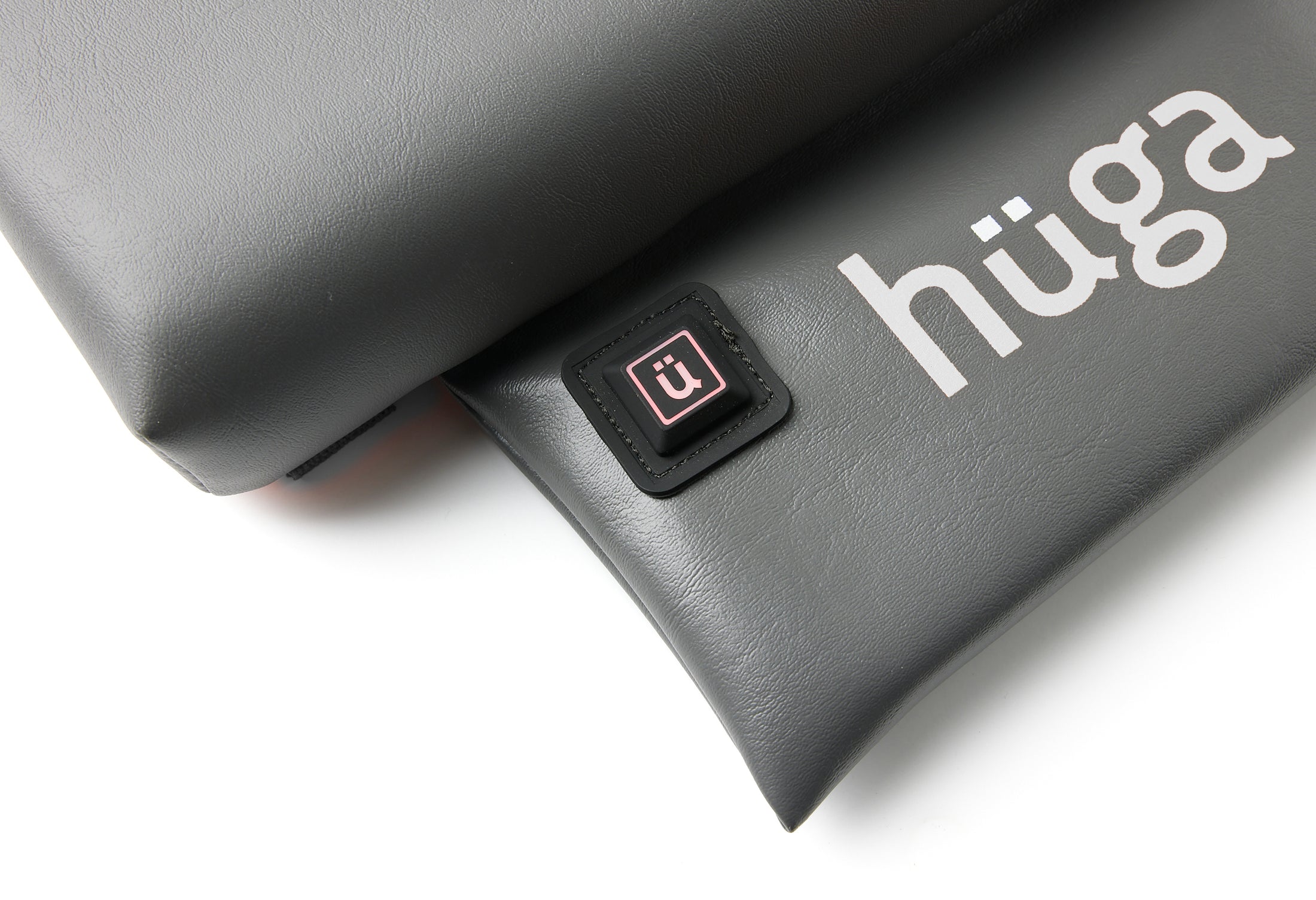 USMade Hüga Heated Cushions in Anchor Grey Vinyl/White Logo